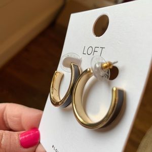 LOFT NWT Deep Cacao & Gold Hoops
